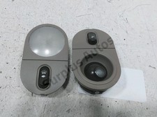 PLAFONNIER 7701038930 RENAULT LAGUNA 1 phase 1 (01/1994 04/1998) / NE 216079