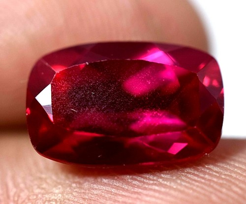 Rubis rouge sang - 5,55, de