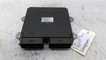 Calculateur moteur mitsubishi - calculateur,