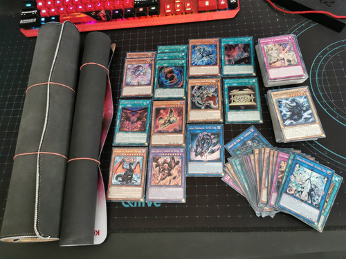 Lot 2 tapis - yu, gi