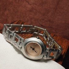 Montre femme GUESS Quartz pile