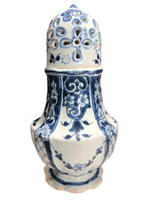 Saupoudreuse ancienne en faïence décor Rouen