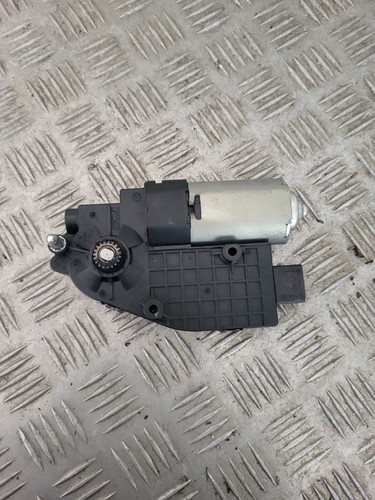 Moteur toit ouvrant