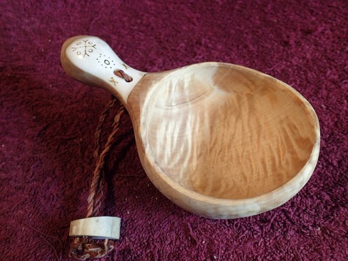 Vintage wood decorated horn - wood,