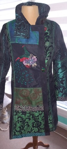 Magnifique manteau fantaisie - -,