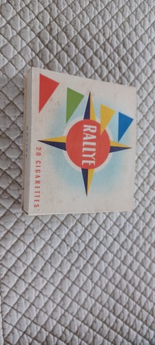 Paquet cigarettes vide - paquet,