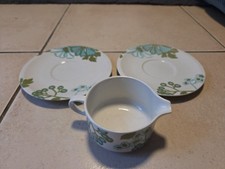 LOT DE 2 SOUS-TASSES ET POT A