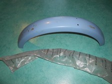 Garde boue avant bleu