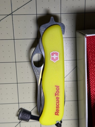 Victorinox swiss army knife - swiss,