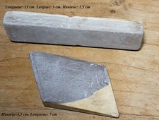 2 pierres à affûter ancienne. Oil stone. Coticule des Ardennes. La Lune...