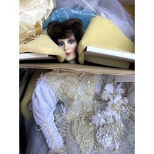 Franklin Heirloom Vtg. Vanessa