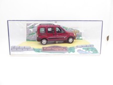 NOREV - 1/43 RENAULT KANGOO 4X4 ALTICA - ROUGE / RED -- SALON DU 4X4 VAL D'ISERE