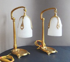 SCHNEIDER et Charles RANC deux lampes potence en bronze et tulipes en verre