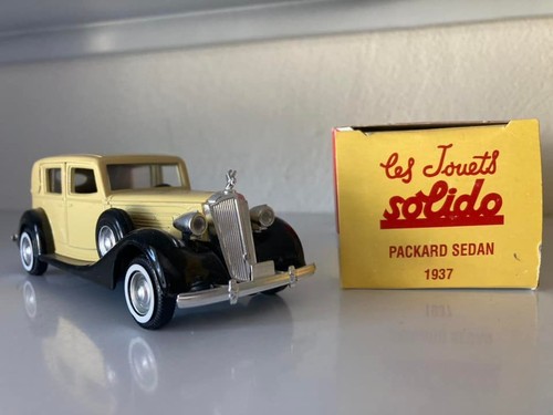 Voiture packard sedan 1937 - sedan,