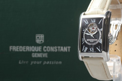 Avec boite comme - avec, n