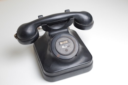 Téléphone japonais vintage