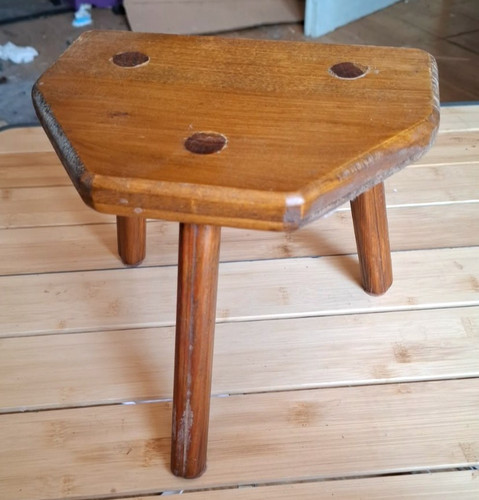 Ancien petit tabouret bois - petit,