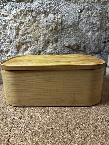 Boîte pain avec - boîte, planche
