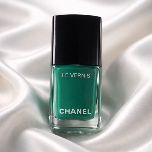 Rare discontinued chanel - rare,