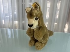 Peluche Steiff animal collector 062728 kangourou 23 cm excellent état.