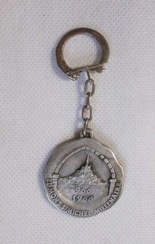 Porte clés mont st - porte,
