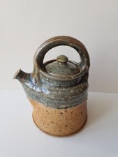 Théière en grès pyrité et