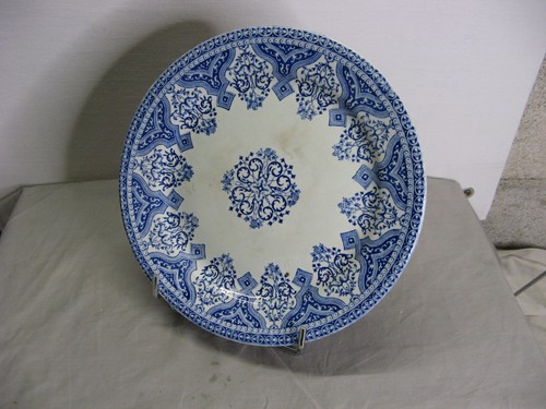 Très beau plat biscuit - très,