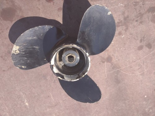 Helice evinrude 8cv - helice, 7,5