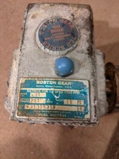 RÉDUCTEUR DE VITESSE BOSTON GEAR F713-15-B5-G 