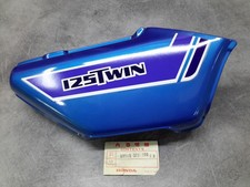 Cache lateral droit bleu CB125T HONDA 83540-399-700ZB