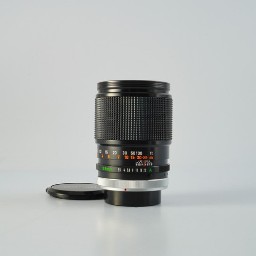 Excellent canon 135mm 2 - 135mm, f/2.5