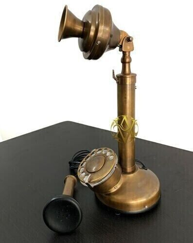 Ancien téléphone fixe - , en