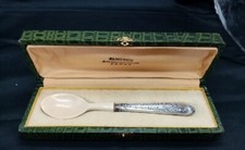 Cuillère à bouillie manche en argent fourré poinçon Minerve