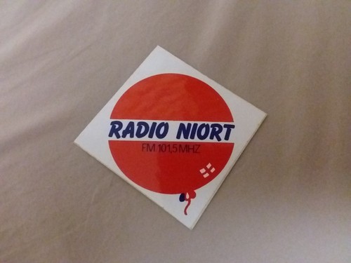 Ancien autocollant radio - , fm