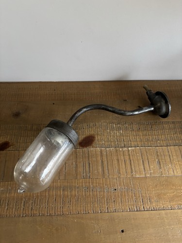 Ancienne lampe - ancienne, de