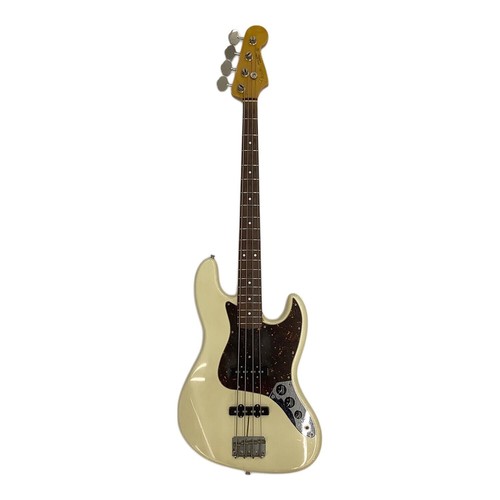 Guitare basse électrique