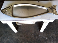 GRAND PLAT EN FORME DE POISSON EN INOX