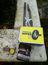 Petit lot Michelin Ancien Controleur de Pneu - demonte pneu - boites...
