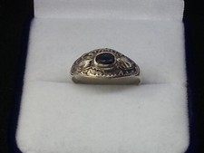 Bague argent 925 avec un saphir 