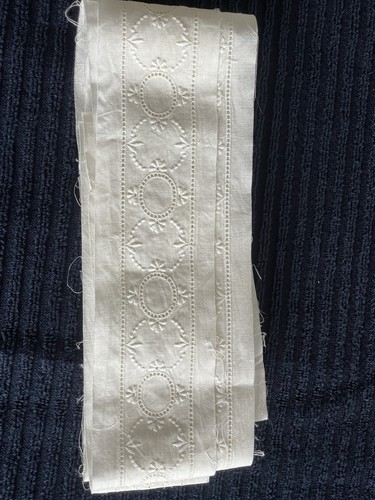 Dentelle ancienne parfait