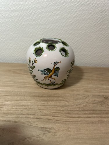 Petit vase pique-fleurs