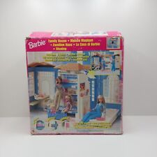 Mattel 21646 Barbie maison magique Family house boite 5kg