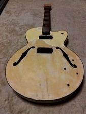 Guitare électrique Morales