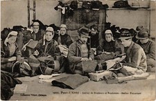 Old postcard Pont-l'Abbé