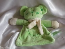 Doudou souris vert, grelot, écharpe, Tiamo