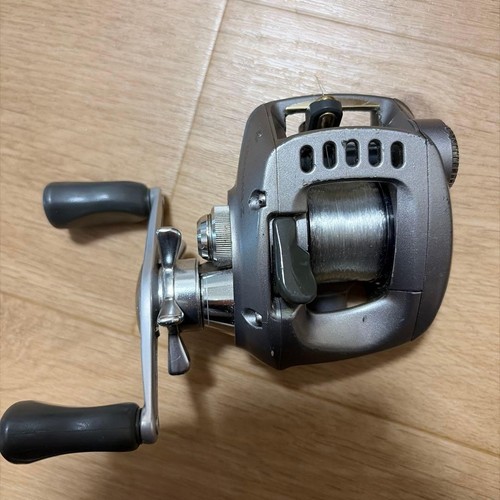 Daiwa team 105hl - daiwa, bait