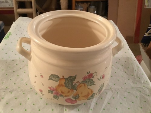 Decorative ceramic crock