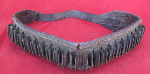 Curieuse cartouchiere ancienne - cartouchiere,