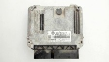 Calculateur moteur VOLKSWAGEN GOLF 5 03G906021PM