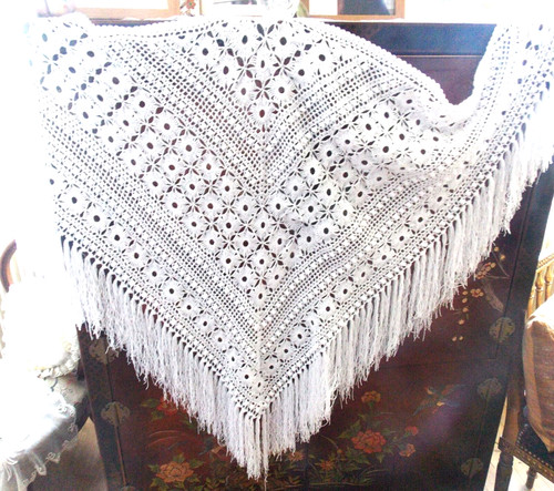 Chale crochet main - crochet, s